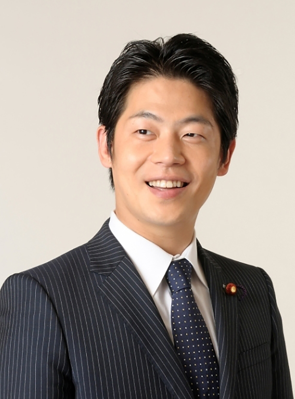 april_2012_kenta_matsunami.jpg