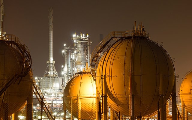 liquid-natural-gas-storage.jpg