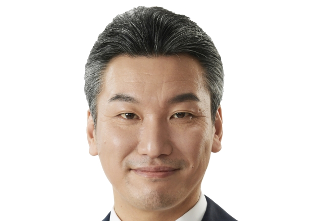 qiao_ben_yue_1.jpg